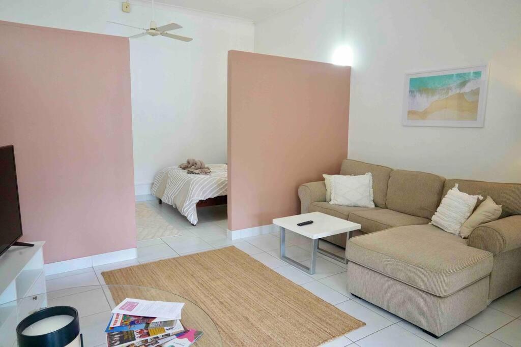 Lovely One Bed Room Apartment Right In The City Дарвін Екстер'єр фото